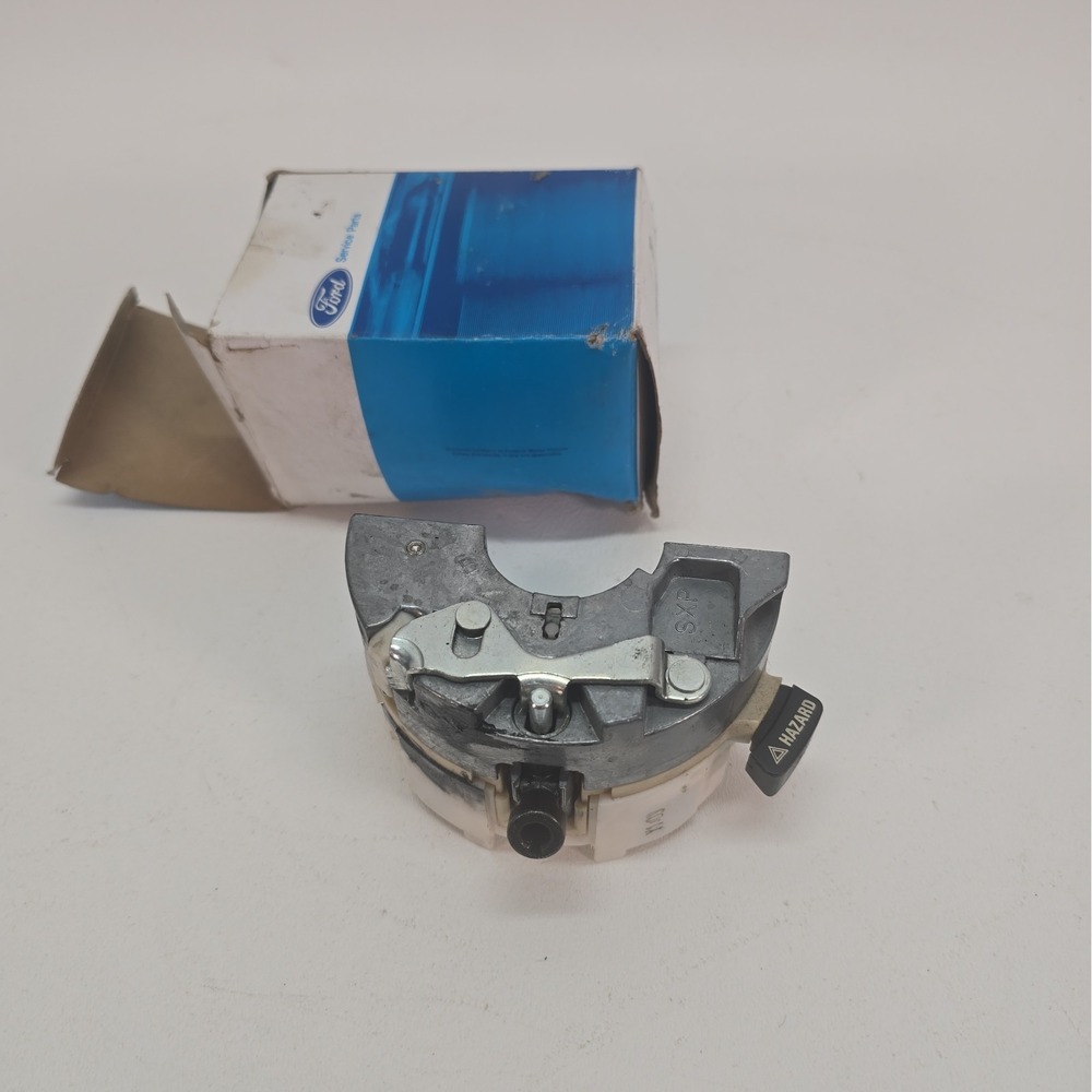 Ford 13B302-AA Turn Signal / Hazard Switch